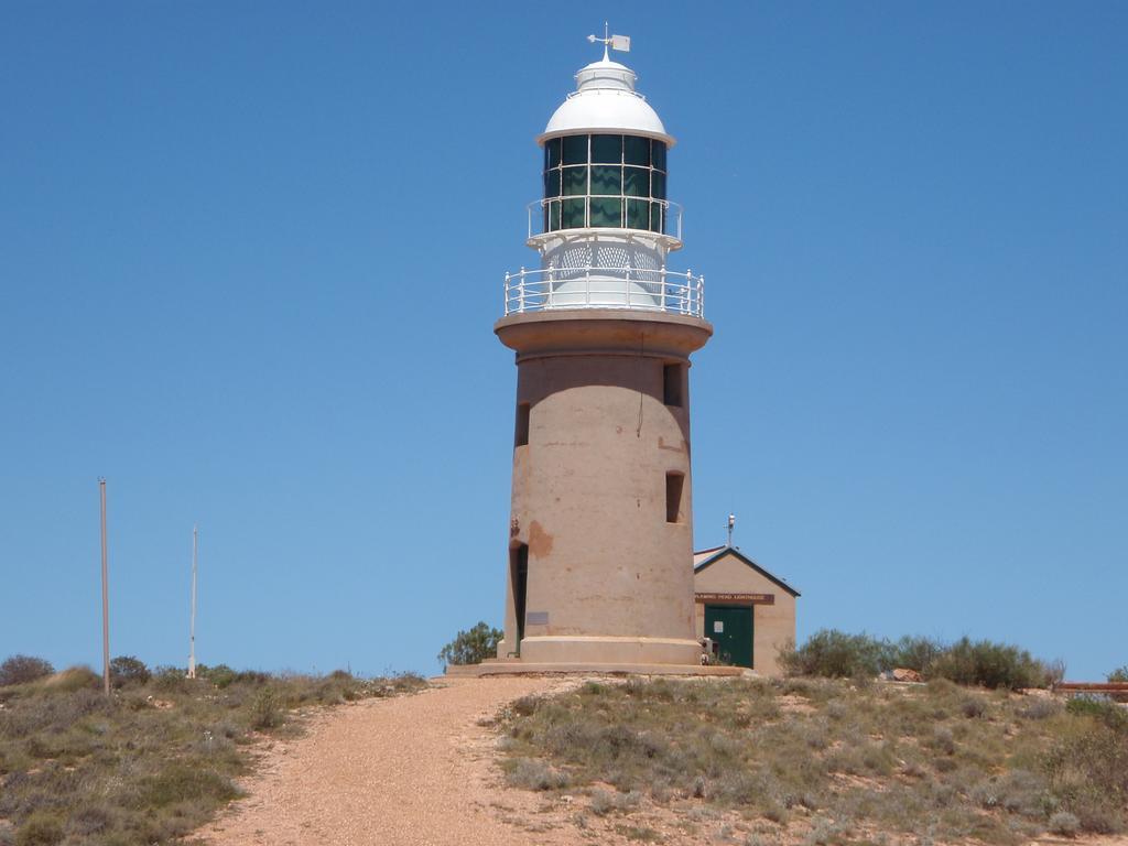 Ningaloo Bed And Breakfast 埃克斯茅斯 外观 照片