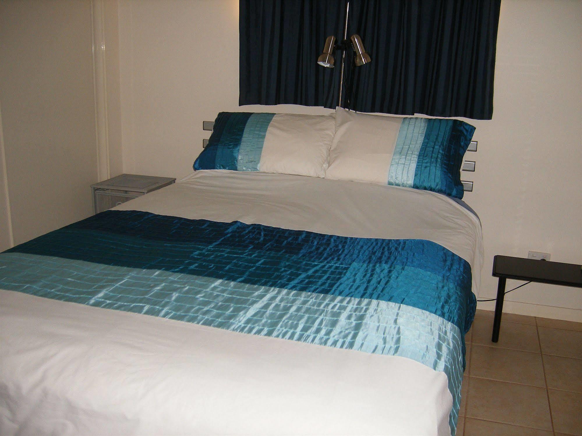 Ningaloo Bed And Breakfast 埃克斯茅斯 外观 照片